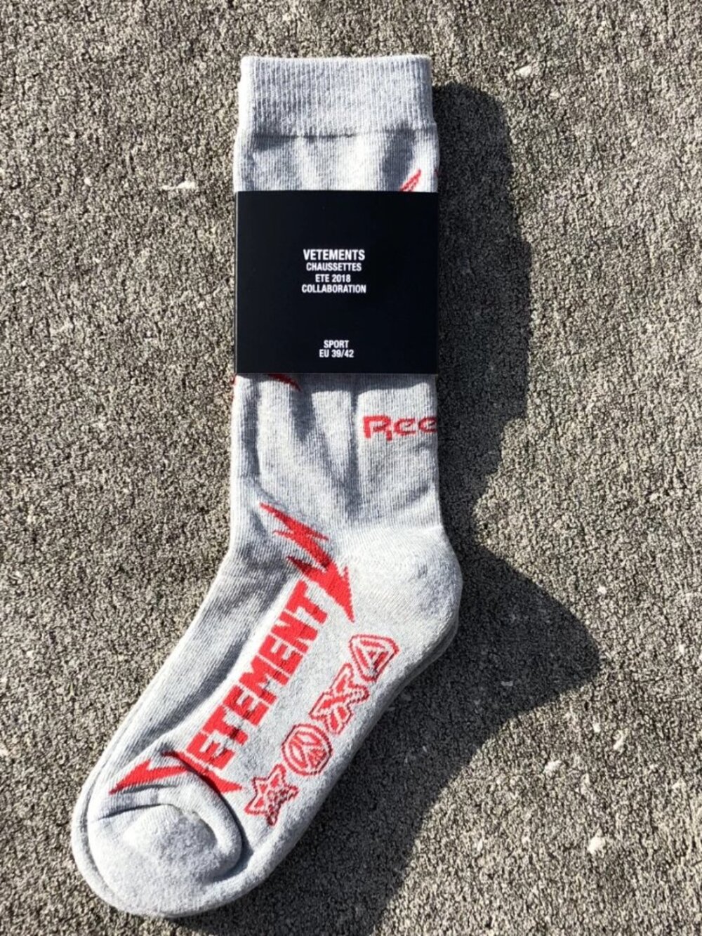 100% authentic Vetements x Reebok Red gray socks size EU 39 - 42 SMALL